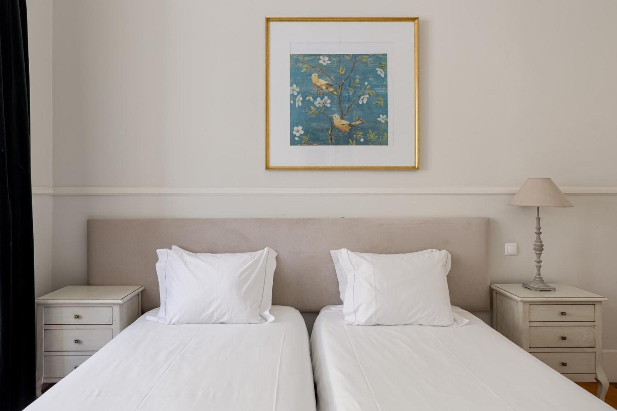 Joivy Downtown City Apartments Lisbona Esterno foto