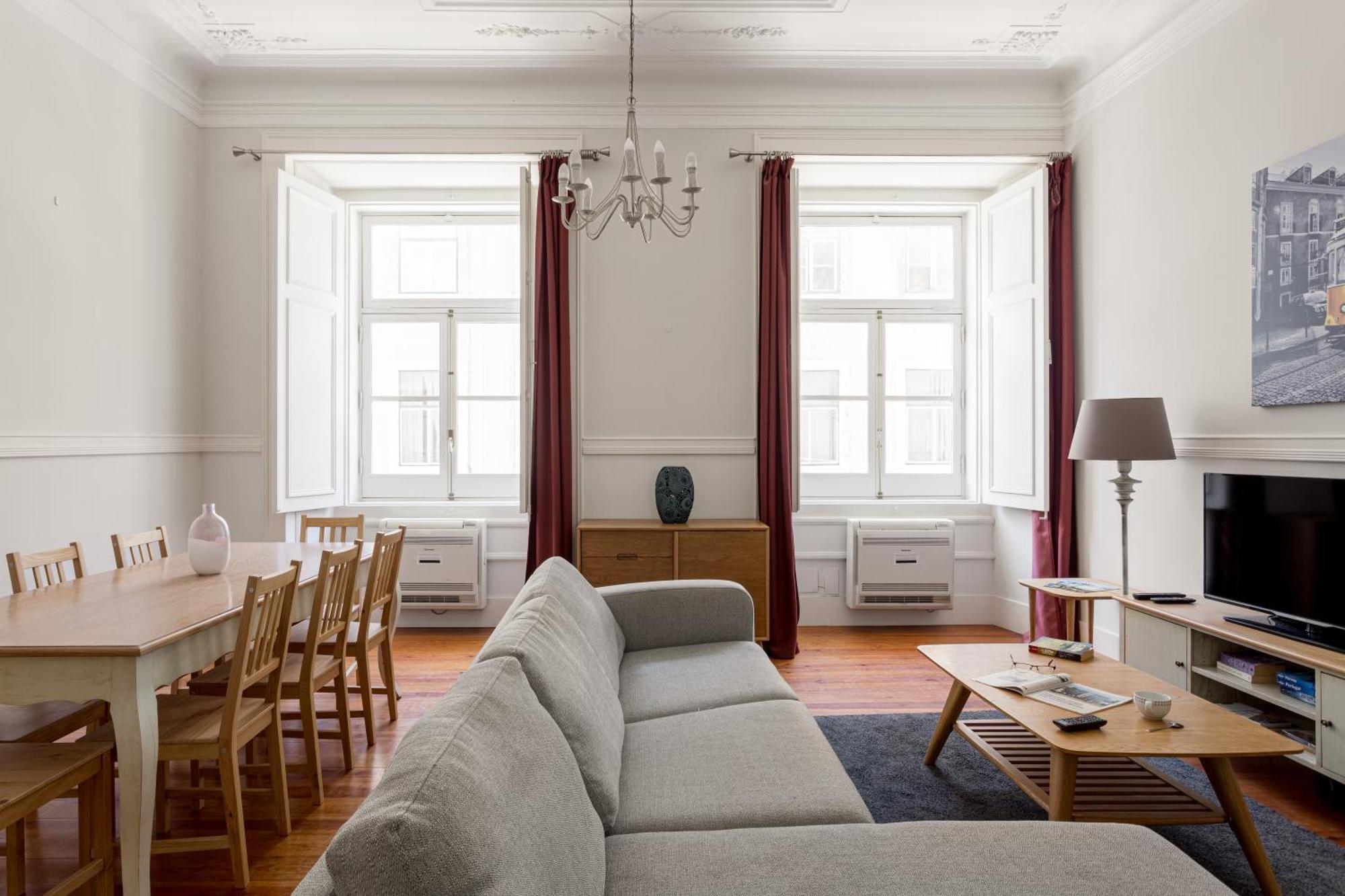 Joivy Downtown City Apartments Lisbona Esterno foto