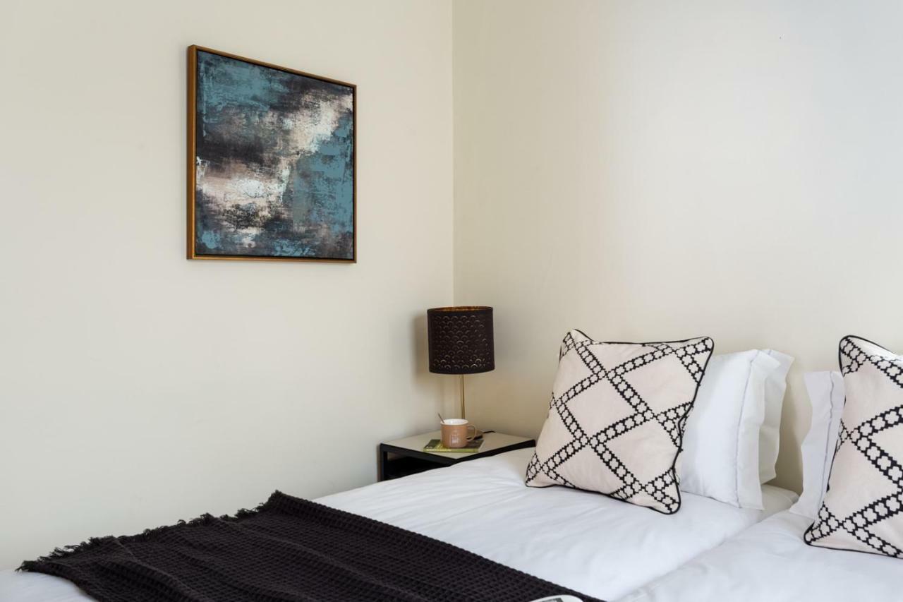Joivy Downtown City Apartments Lisbona Esterno foto