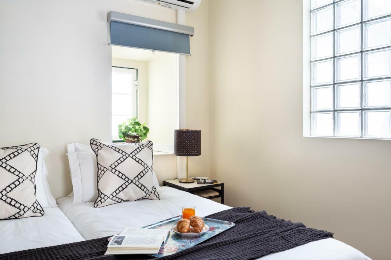 Joivy Downtown City Apartments Lisbona Esterno foto