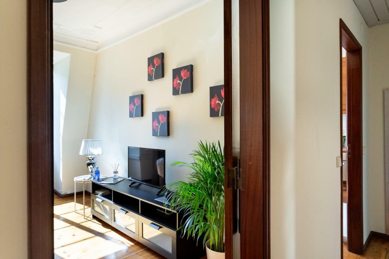 Joivy Downtown City Apartments Lisbona Esterno foto